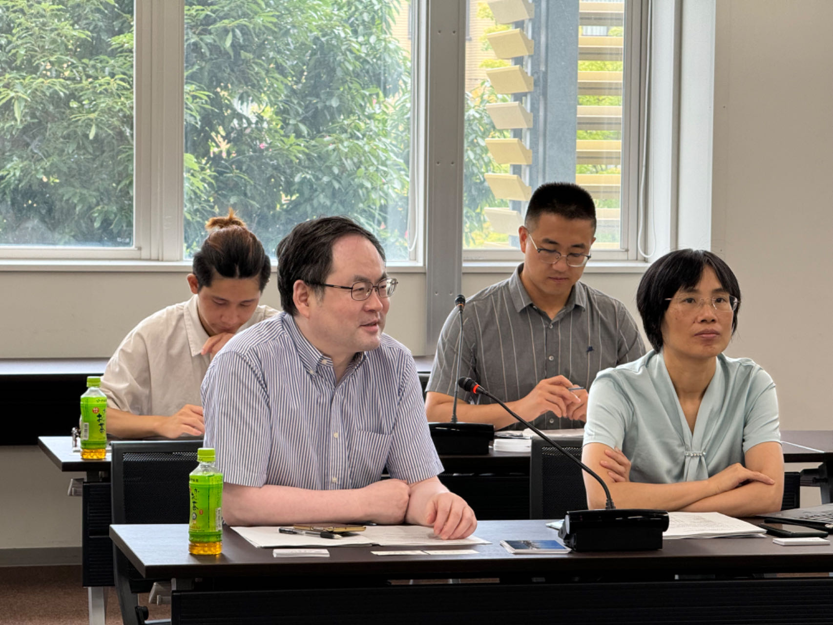 cf69506c5d914fdc8e2275ebd005e466.jpg 我院柴彦威教授讲述两院之间的学术交流.jpg