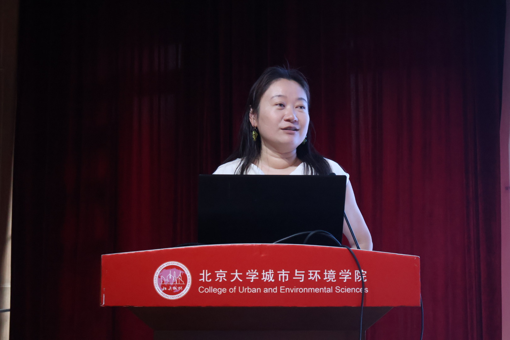 李婷婷发言.JPG